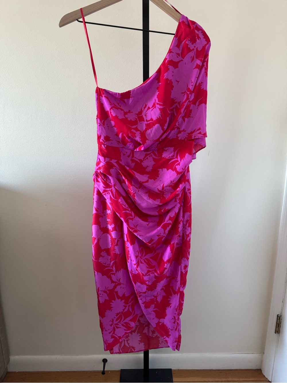 Do+Be One Shoulder Floral Dress Medium - NWT - Picture 3 of 8